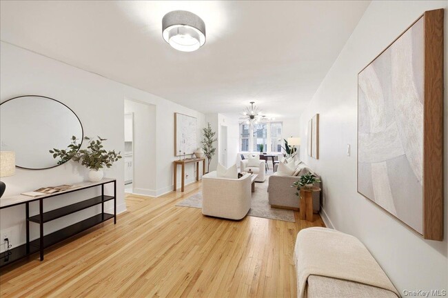 610 Waring Ave in Bronx, NY - Foto de edificio - Building Photo