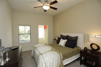 Village at Mission Farms in Overland Park, KS - Building Photo - Building Photo