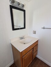 7781 Bently Ave, Unit A in Garden Grove, CA - Foto de edificio - Building Photo