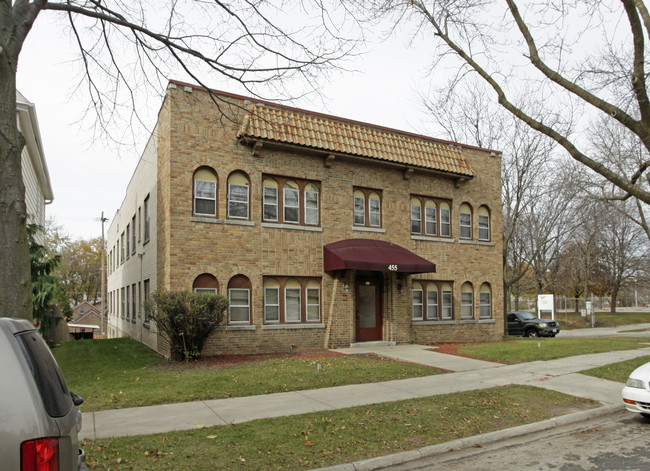 448-454 N 39th St in Milwaukee, WI - Foto de edificio - Building Photo