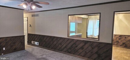 3044 Old Gamber Rd in Finksburg, MD - Building Photo - Building Photo