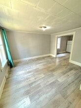 660 Charlotte St in Fredericton, NB - Building Photo - Building Photo