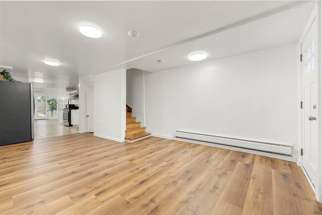 40 Van Reypen St in Jersey City, NJ - Building Photo - Building Photo