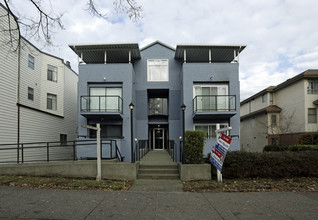 1055 Broadway E in Vancouver, BC - Building Photo - Building Photo