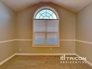 2051 Meadowglen Ln in Loganville, GA - Building Photo - Building Photo