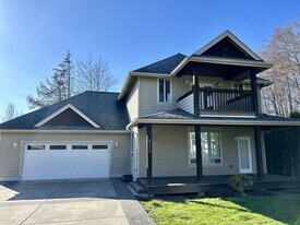 8353 Grouse Cres Dr in Blaine, WA - Building Photo