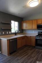 17450 Crystal Canyon Blvd in Reno, NV - Building Photo - Building Photo