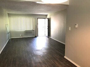 1412 N Keystone St in Burbank, CA - Building Photo - Building Photo