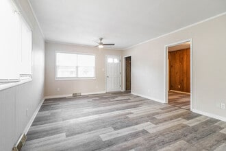 1722 S Brookfield St in South Bend, IN - Building Photo - Building Photo