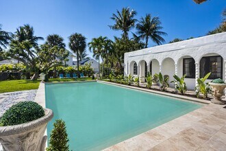 333 Murray Rd in West Palm Beach, FL - Building Photo - Building Photo