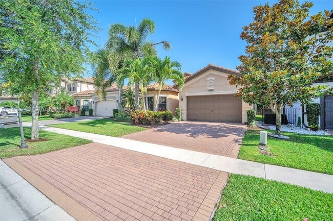 property at 16927 Bridge Crossing Cir