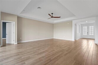 1779 Hagen Ct in Naples, FL - Foto de edificio - Building Photo