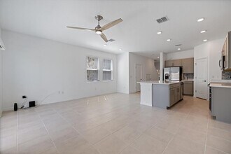 11708 Glenside Ter in Palmetto, FL - Building Photo - Building Photo