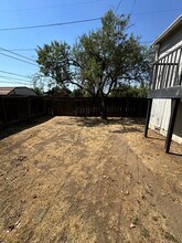 13229 Le Grand Rd in Le Grand, CA - Foto de edificio - Building Photo