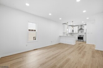 40 Edgewood Rd in Glen Ridge, NJ - Building Photo - Building Photo