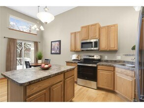 15256 Maryland Ave in Savage, MN - Building Photo - Building Photo