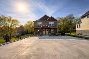 420 S 2nd St in Clarksville, TN - Building Photo