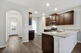 9351 Aniston Blf in Converse, TX - Building Photo - Building Photo