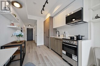 1635 Military Trail in Toronto, ON - Building Photo - Building Photo