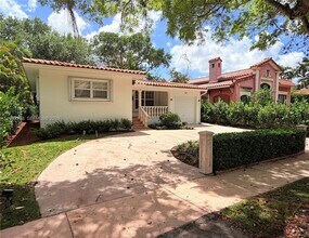 1032 Obispo Ave in Coral Gables, FL - Building Photo - Building Photo