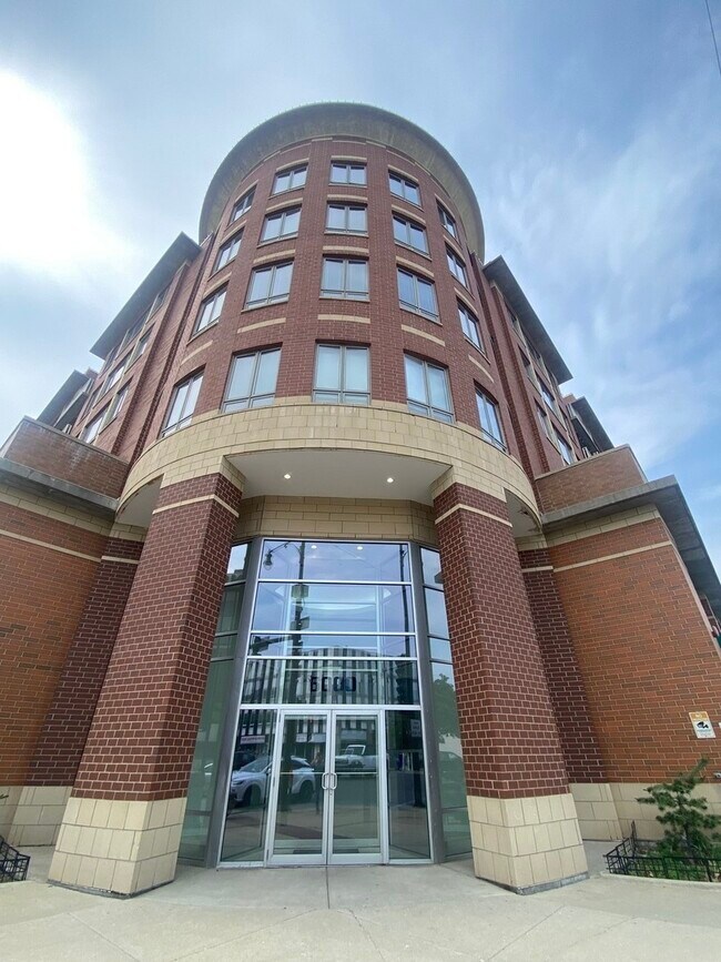 property at 6000 N Cicero Ave
