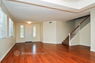 15418 Rochelle St in Fontana, CA - Foto de edificio - Building Photo