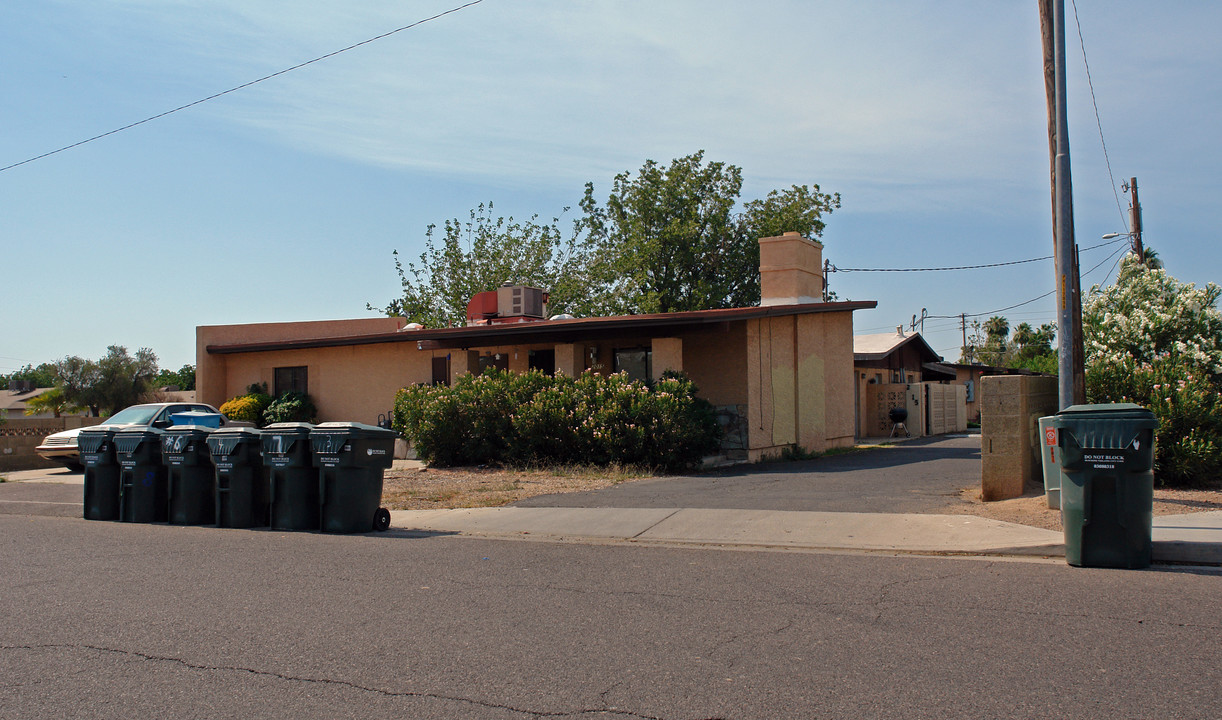 Morten Ave Apartments in Phoenix, AZ - Foto de edificio