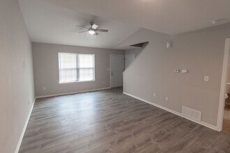 5209-5211-5211 Currituck Ln in Columbia, MO - Building Photo - Building Photo