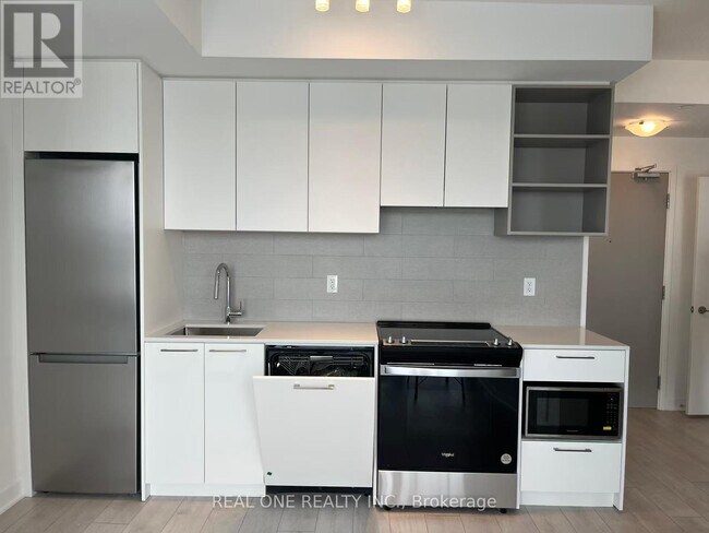 260-1260 Malta Ave. in Brampton, ON - Building Photo - Building Photo