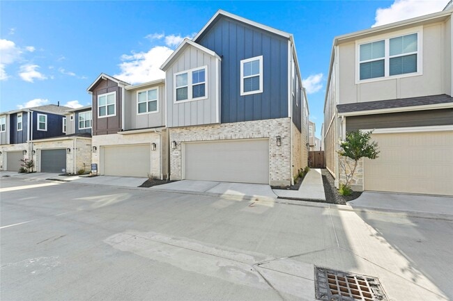 1519 Beach Oak Dr in Houston, TX - Building Photo - Building Photo