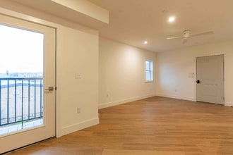 517 18th St-Unit -304 in Altoona, PA - Building Photo - Building Photo