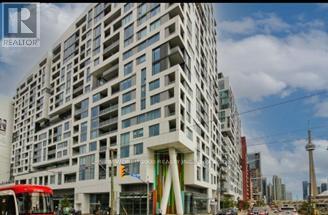 27-427 Bathurst St