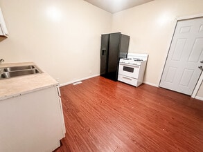 1011 E Taylor St in Kokomo, IN - Building Photo - Building Photo
