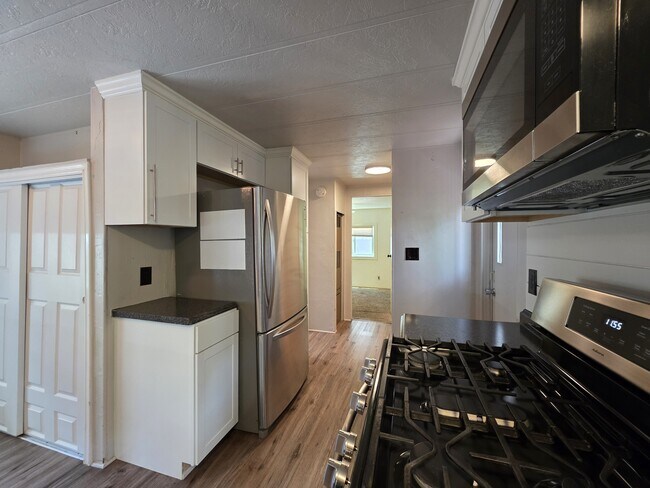 2800 S White Mountain Rd in Show Low, AZ - Foto de edificio - Building Photo