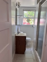 2816 F St in Sacramento, CA - Building Photo - Building Photo