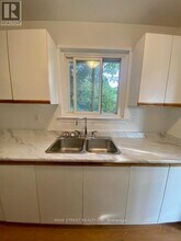 766 Sunnypoint Dr in Newmarket, ON - Building Photo - Building Photo