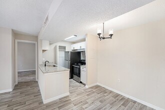 The Park at Avanti in Tampa, FL - Foto de edificio - Building Photo