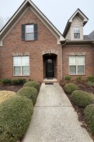 1116 E Cavaletti Cir in Gallatin, TN - Building Photo