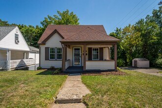 327 James St in North Versailles, PA - Building Photo - Building Photo