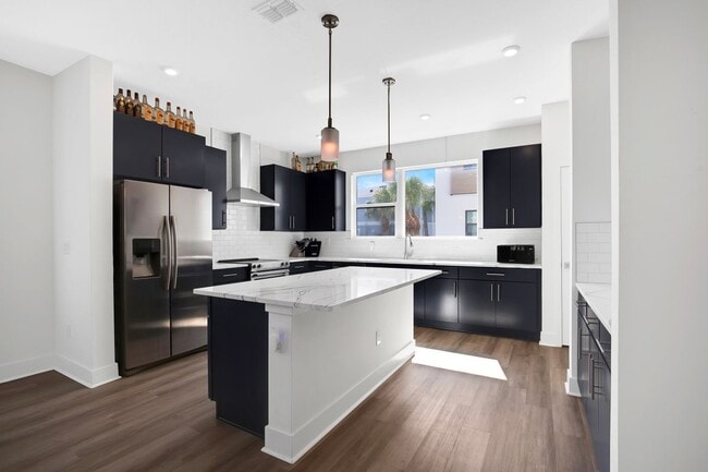 2506 W Cleveland St in Tampa, FL - Foto de edificio - Building Photo