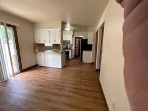 11802 Caenen St in Overland Park, KS - Building Photo - Building Photo