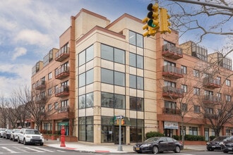 900 Lenox Rd in Brooklyn, NY - Foto de edificio - Building Photo