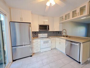 6434 Bell Bluff Ave in San Diego, CA - Building Photo - Building Photo