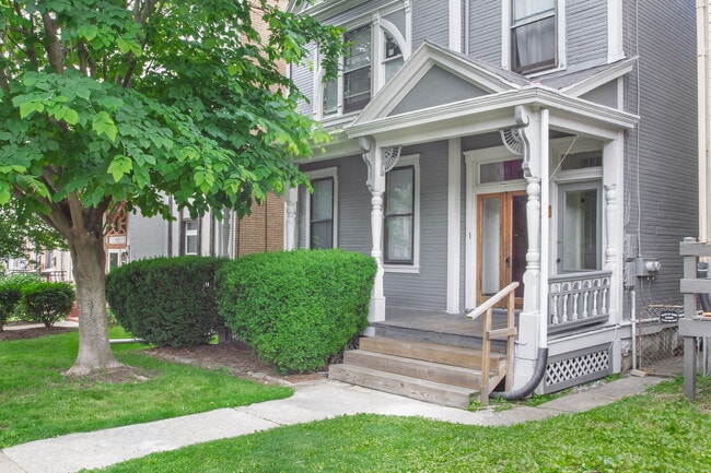 411 Franklin Ave, Unit 2