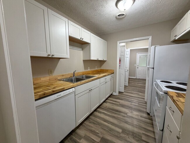 property at 116 St Andrews Ct