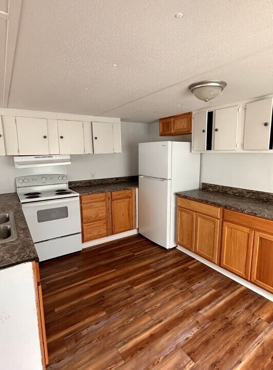 5 Water Oak Ln-Unit -5 WATER OAK LANE in Hazlehurst, GA - Foto de edificio