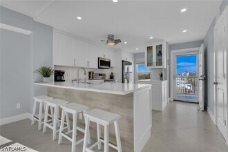 991 N Barfield Dr in Marco Island, FL - Building Photo - Building Photo