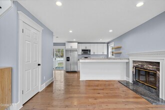 716 Adams Cir in Ballston Spa, NY - Building Photo - Building Photo