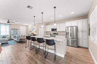 1641 Earlham Ave NW in Palm Bay, FL - Building Photo - Building Photo