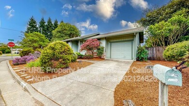 1300 Kenneth Ct in Santa Rosa, CA - Building Photo - Building Photo